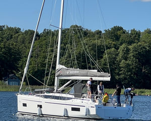 Bavaria Cruiser 38