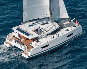 Fountaine Pajot Isla 40