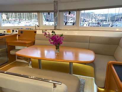 Catamaran Lagoon 421 · 2016 · We-dun-it (1)