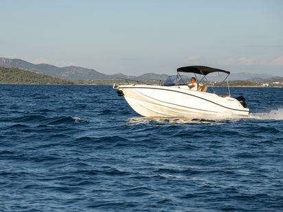 Motorówka szybka Quicksilver 675 · 2023 (0)