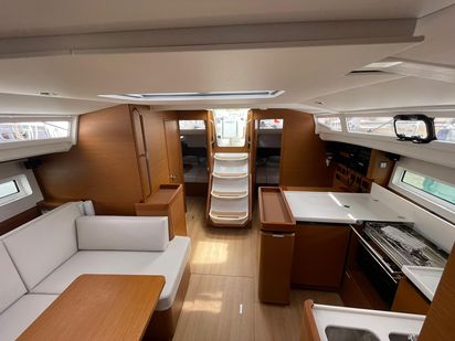 Segelboot Jeanneau Sun Odyssey 440 · 2023 · Alboran Amaretto (1)