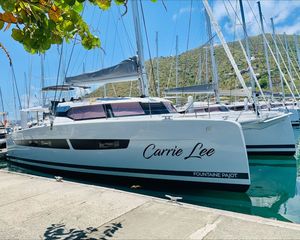 Fountaine Pajot Aura 51