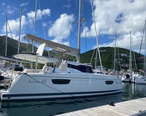Fountaine Pajot Astrea 42