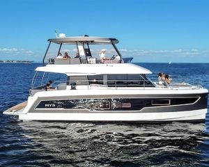 Fountaine Pajot MY5