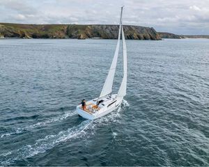 Beneteau Oceanis 37.1