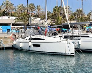 Beneteau Oceanis 30.1