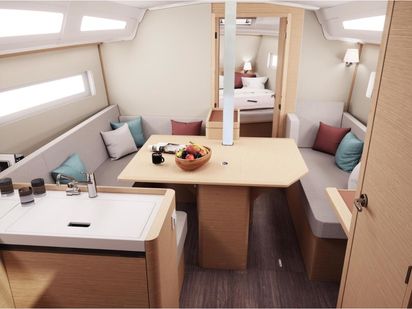 Voilier Jeanneau Sun Odyssey 380 · 2023 · Phoenix - Comfort line (1)