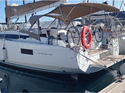 Voilier Jeanneau Sun Odyssey 410 · 2022 (0)