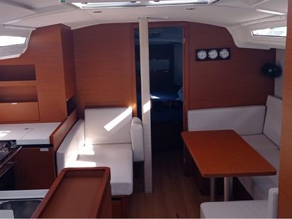 Sailboat Jeanneau Sun Odyssey 410 · 2022 · Verdejo (Las Galletas) (1)