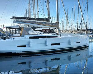 Dufour 430