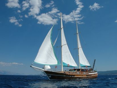 Goleta Custom Built · 2002 · Agora (0)