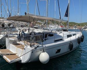 Hanse 418