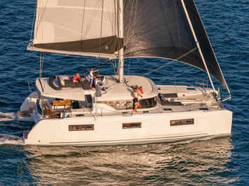 Catamarano Lagoon 46 · 2024