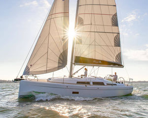 Hanse 348