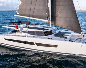 Fountaine Pajot Aura 51