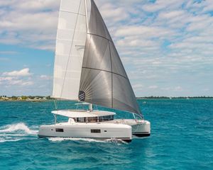 Lagoon 42