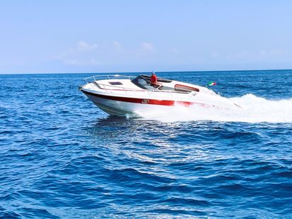 Barco a motor Tullio Abbate Soleil 33 · 2022 (reacondicionamiento 2025) · Tullio Abbate soleil 11 (1)