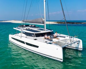 Fountaine Pajot Aura 51