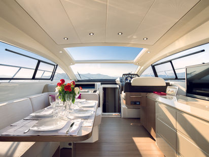 Motorboot Azimut 55 · 2020 (0)