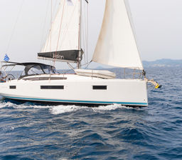 Sailboat Jeanneau Sun Odyssey 410 · 2024