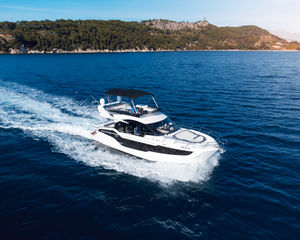 Galeon 440 Fly