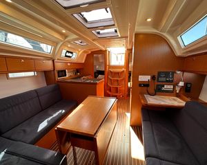Bavaria Cruiser 37