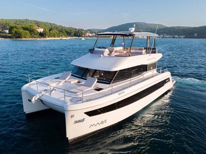 Catamaran Fountaine Pajot MY6 · 2024 (0)