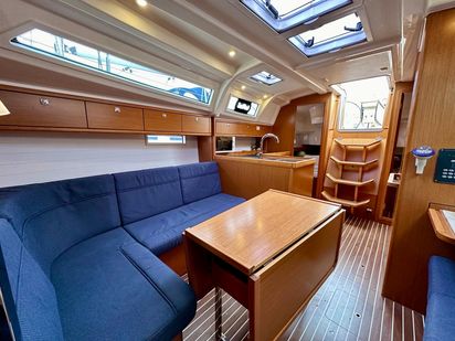 Sailboat Bavaria Cruiser 37 · 2017 · Maestral (1)