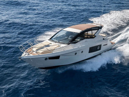 Motorboat Cranchi M44 HT · 2017 (0)