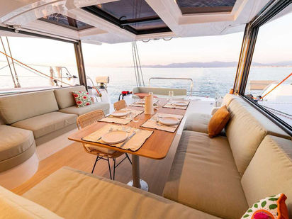 Catamaran Bali Catsmart · 2024 · ROSE SUNSET V (1)