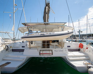 Lagoon 42