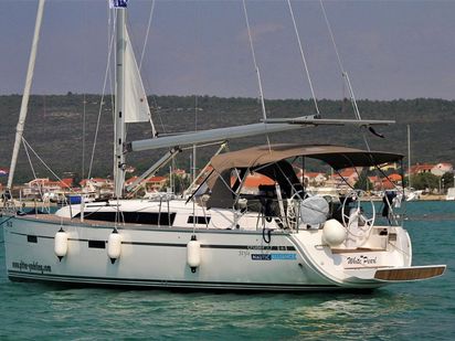 Sailboat Bavaria Cruiser 37 · 2018 (0)