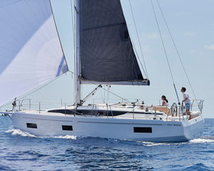 Bavaria Cruiser 38