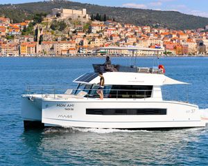 Fountaine Pajot MY 37