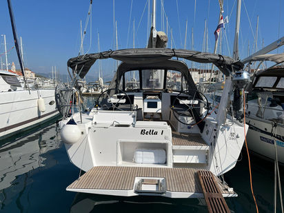 Sailboat Dufour 390 · 2022 (0)