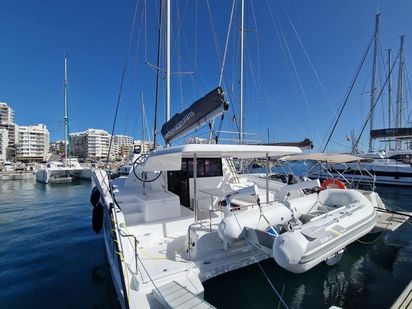 Catamarano Aventura 37 · 2024 · Hakuna (1)