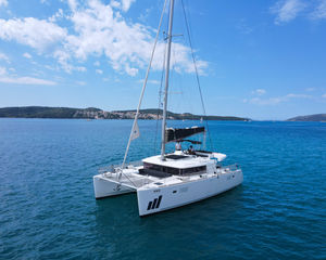 Lagoon 450