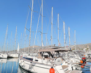 Bavaria Cruiser 37