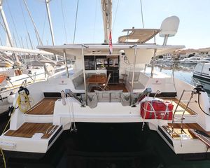 Fountaine Pajot Lucia 40