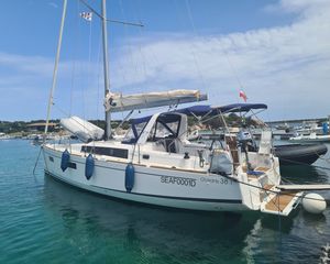 Beneteau Oceanis 38.1