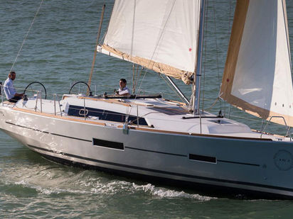 Sailboat Dufour 382 GL · 2016 (0)