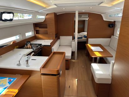 Velero Jeanneau Sun Odyssey 410 · 2024 · Bobo (1)