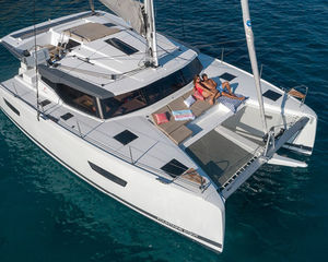 Fountaine Pajot Astrea 42