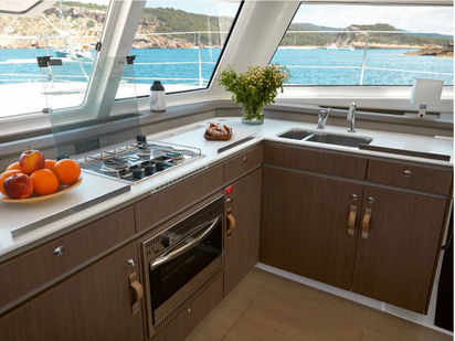 Catamaran Bali Catspace · 2023 · Vichi (1)
