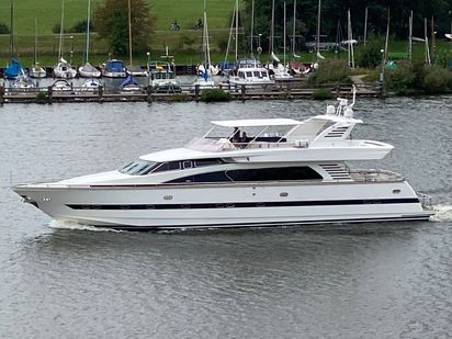 Imbarcazione a motore Horizon Elegance 82 · 2001 (refit 2024) · Curiosity (0)