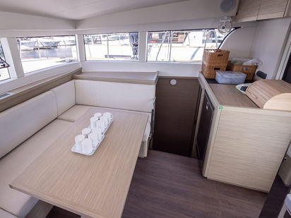 Catamarán Lagoon 40 · 2023 · Beluga (1)