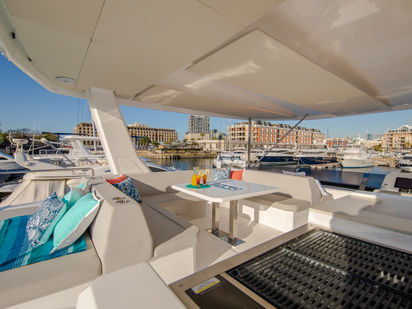 Motor Catamaran 2022 4041201470000102903 in Road Town