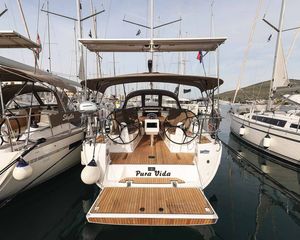 Bavaria Cruiser 37