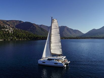 Catamaran Fountaine Pajot Lucia 40 · 2016 · Amber (1)