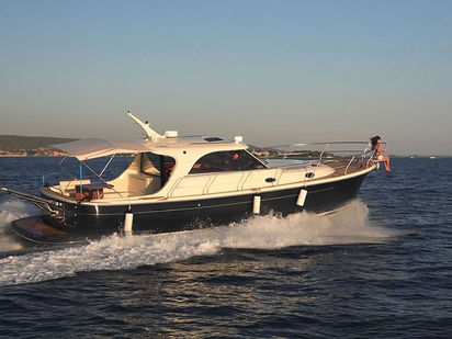 Bateau à moteur Sas Vektor Adriana 44 · 2022 (0)